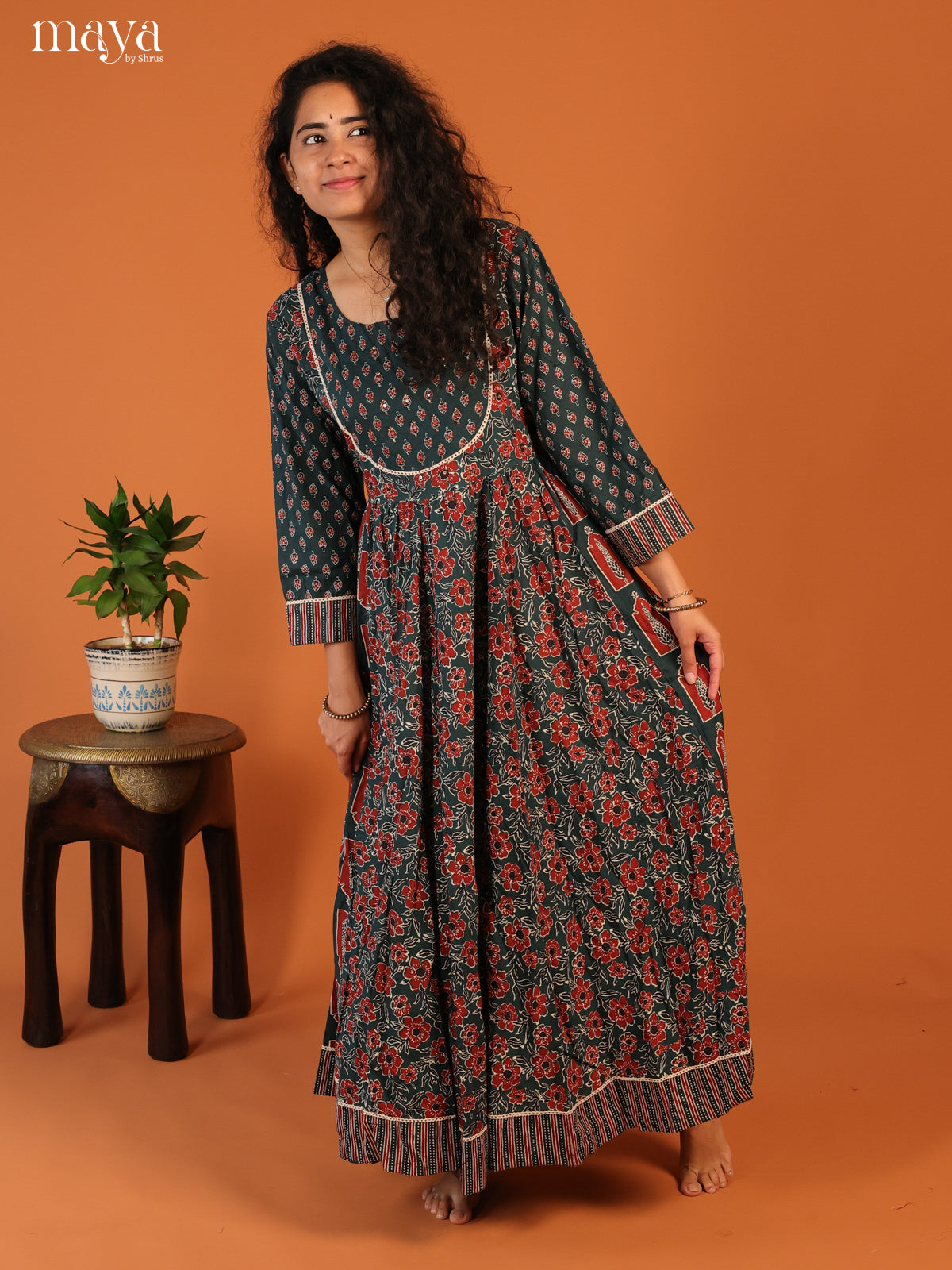 Floral Printed Blue Cotton Kurti - Shop on Shrus.com