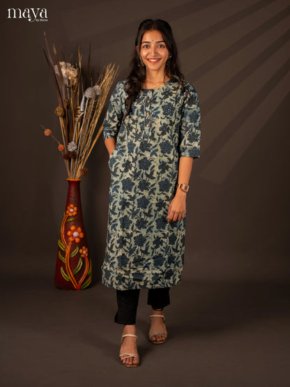 Blue Floral Printed Cotton Kurti - Shop on Shrus.com