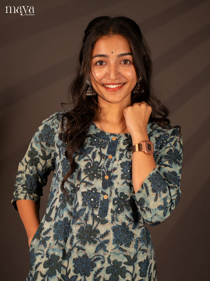 Blue Floral Printed Cotton Kurti - Shop on Shrus.com