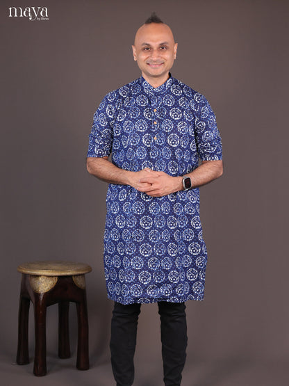 Blue Cotton Batik Printed Long Men Kurta - Shop on Shrus.com
