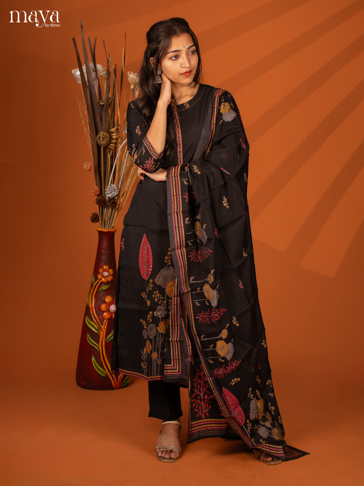 Embroidered Semi Georgette Black 3Pc Salwar Suit- Top, Bottom & Dupatta - Shop on Shrus.com