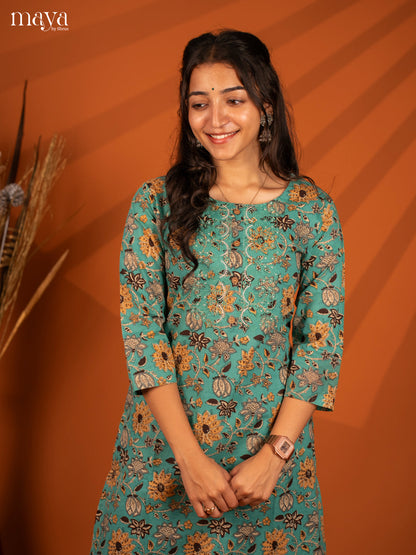 Green Floral Printed Cotton Kurti - Shop on Shrus.com