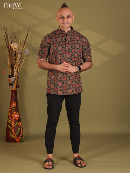 Black with Maroon Cotton Ajrakh Print Short Men Kurta