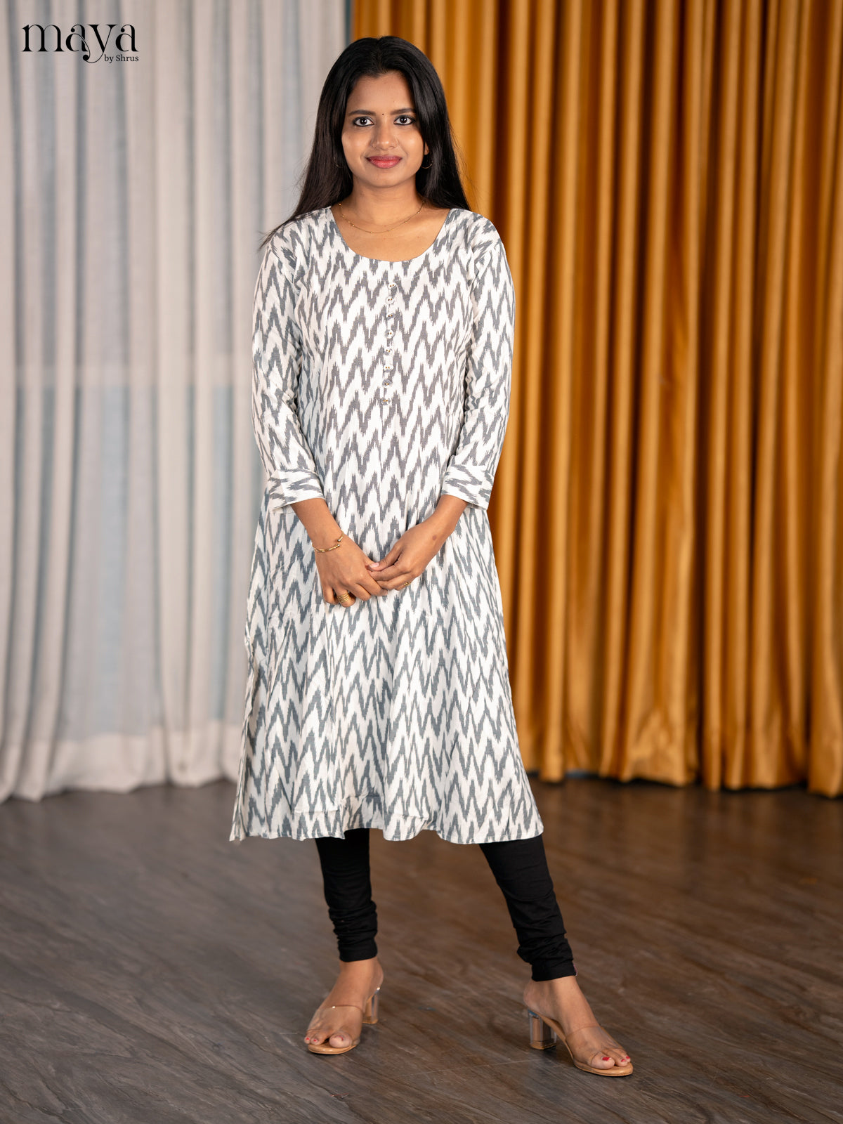 Classic White & Grey Kurti With Zigzag Ikat Pattern & U Neck