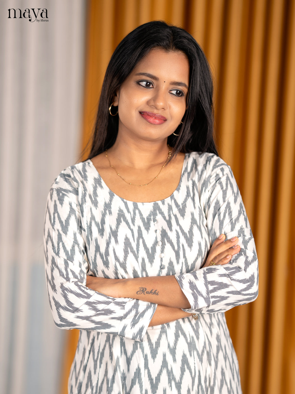 Elegant White & Grey Kurti With Zigzag Ikat Pattern & U Neck