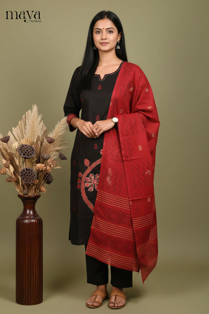 Classic Black Cotton Salwar Suit Set With Patchwork & Red Dupatta