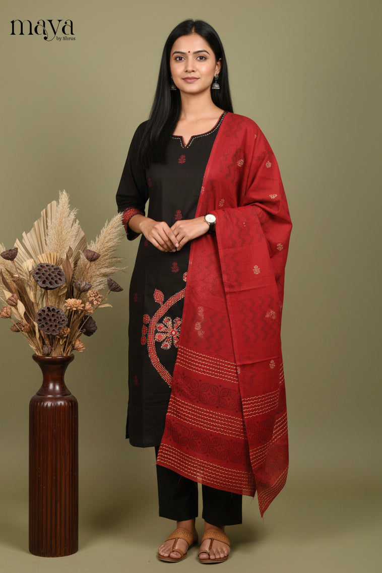Classic Black Cotton Salwar Suit Set With Patchwork & Red Dupatta