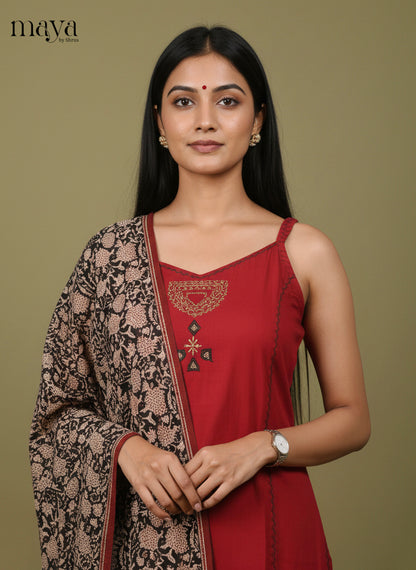 Red Readymade Salwar with Embroidered Design-mdi15014