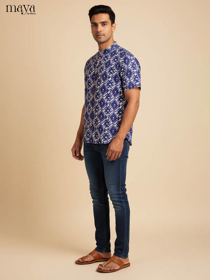 Stylish Indigo Kurta Shirt For Men With Geometric Pattern