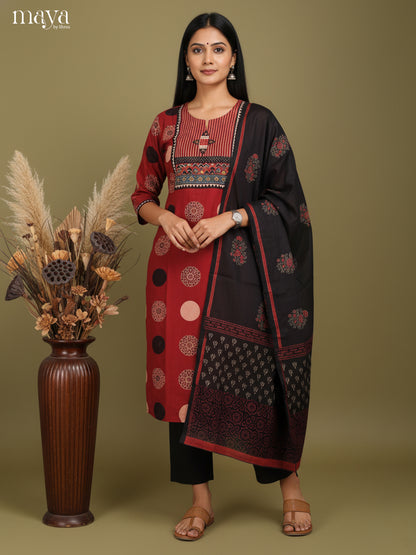 Red & black ajrakh printed Readymade 3 Piece