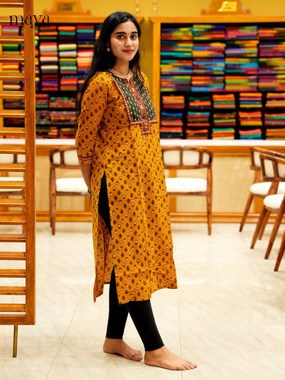 Readymade Kurti - MDJ21007