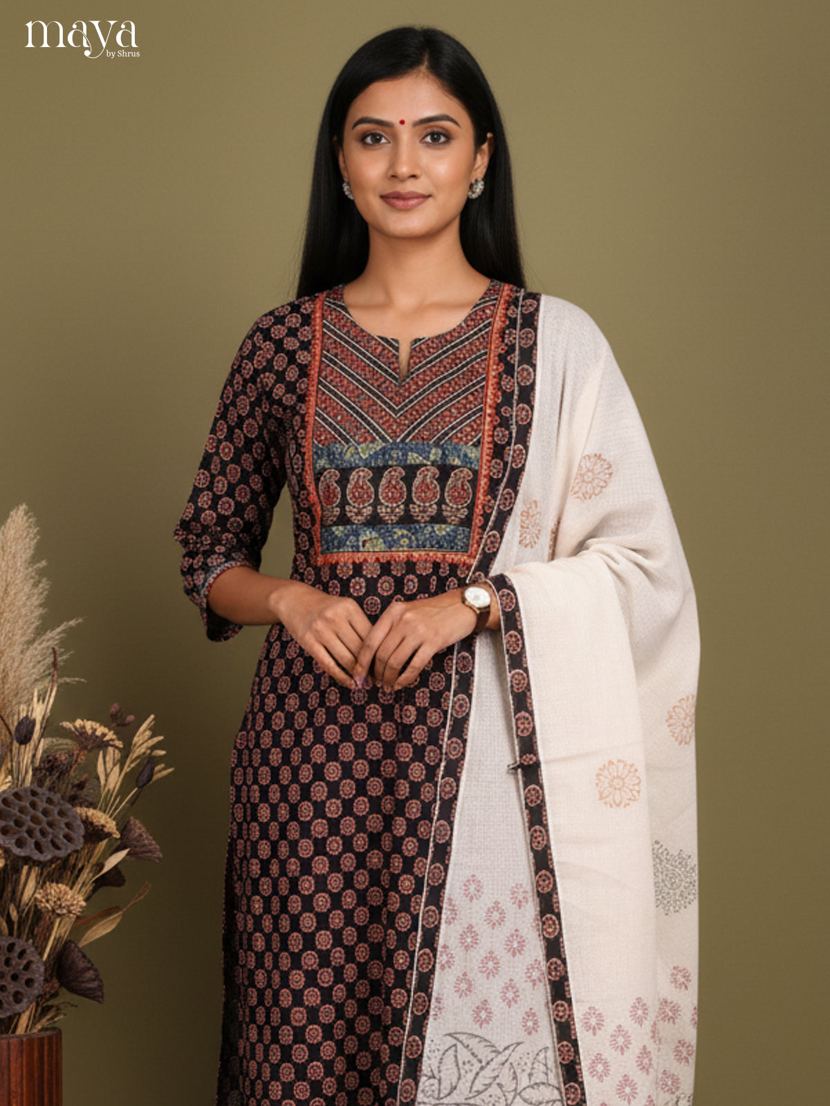 Modern Charcoal Readymade 3 Piece Salwar Suit Set With Yoke Neck