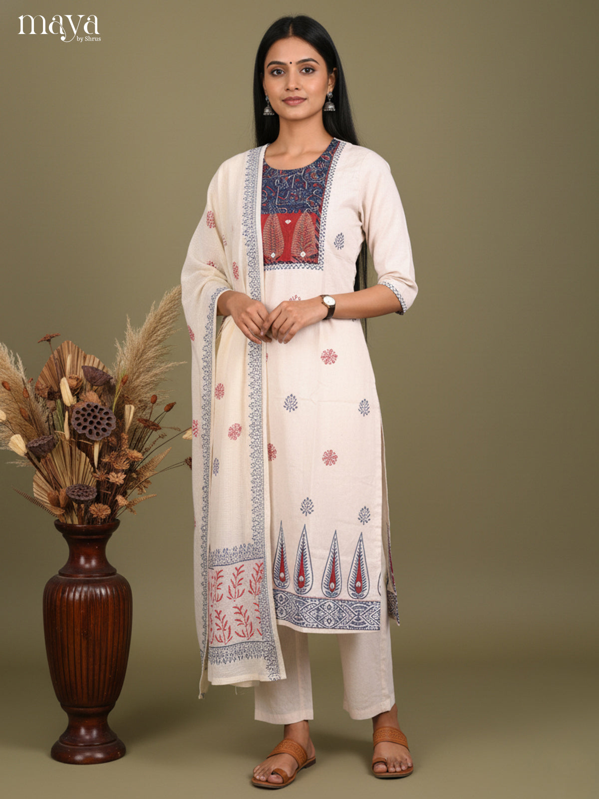 Charming Off White Readymade 3 Piece with printed neck yoke