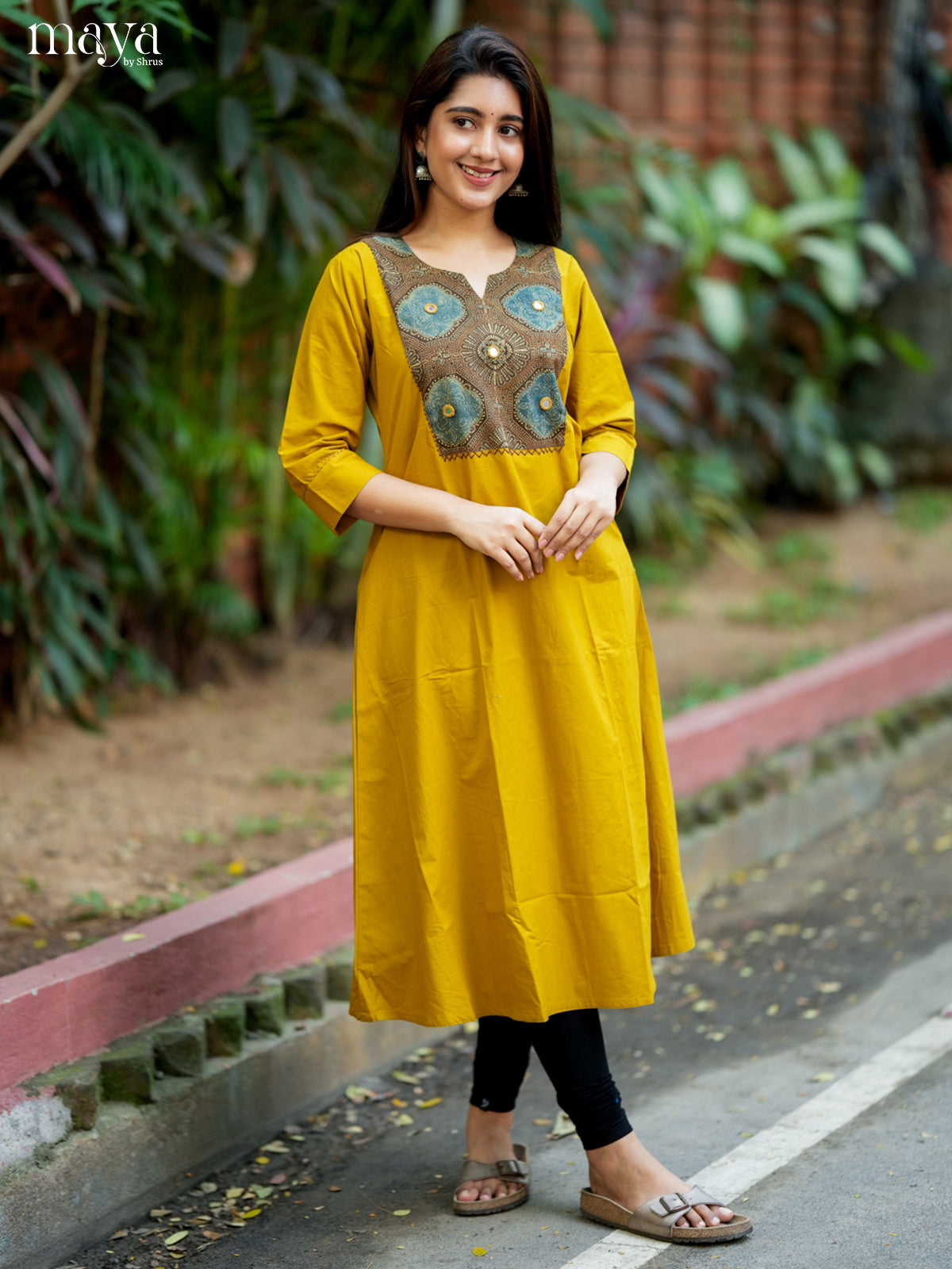 MEA17001-Readymade Kurti