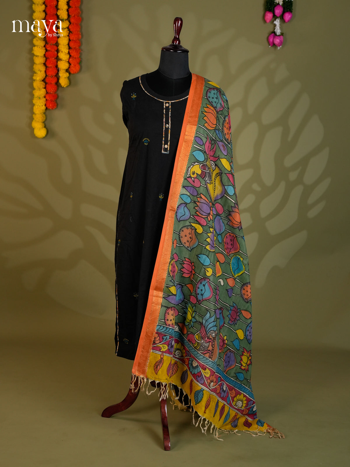 MEA24002-Penkalamkari  Dupatta