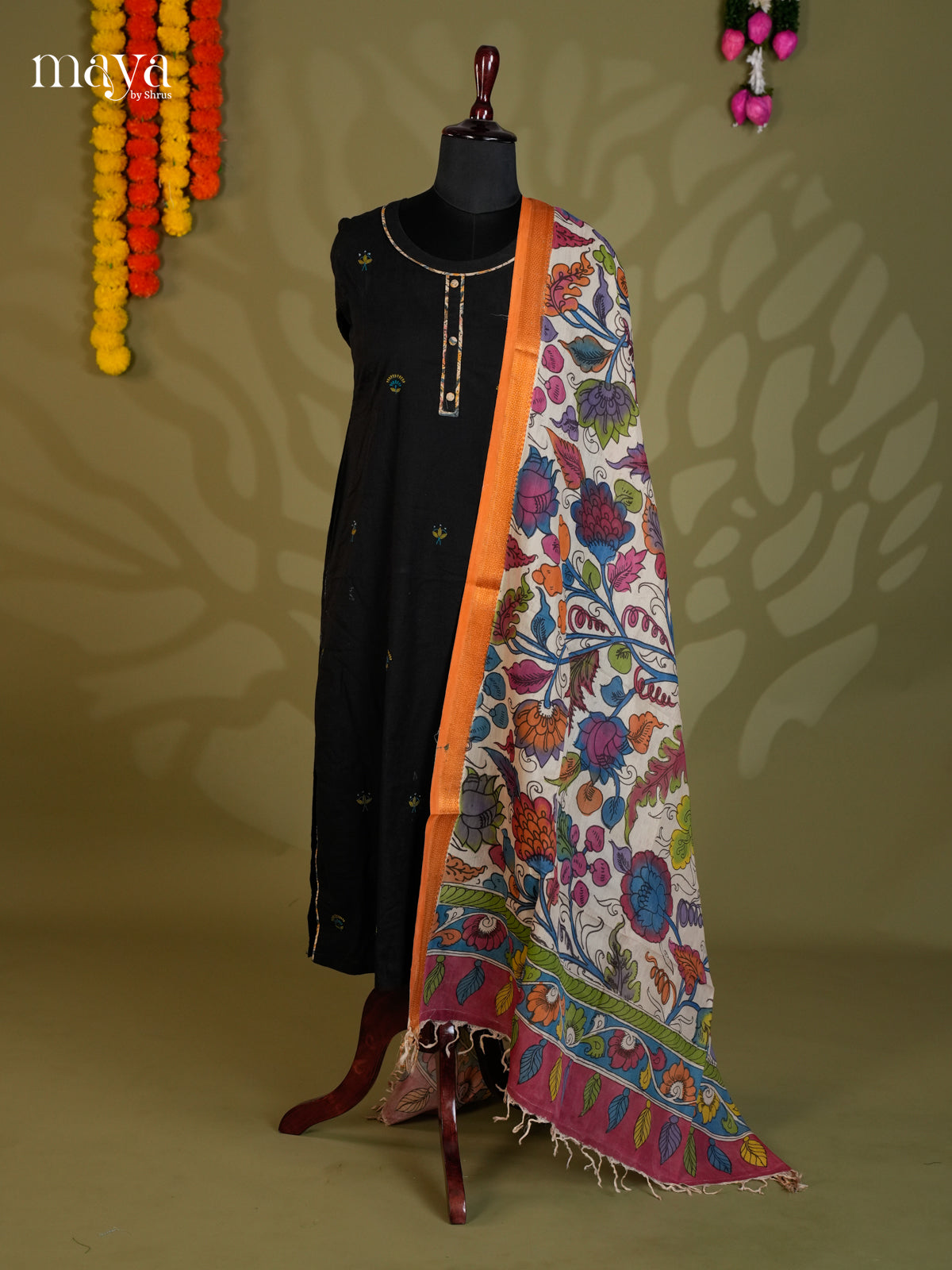 MEA24010-Penkalamkari  Dupatta