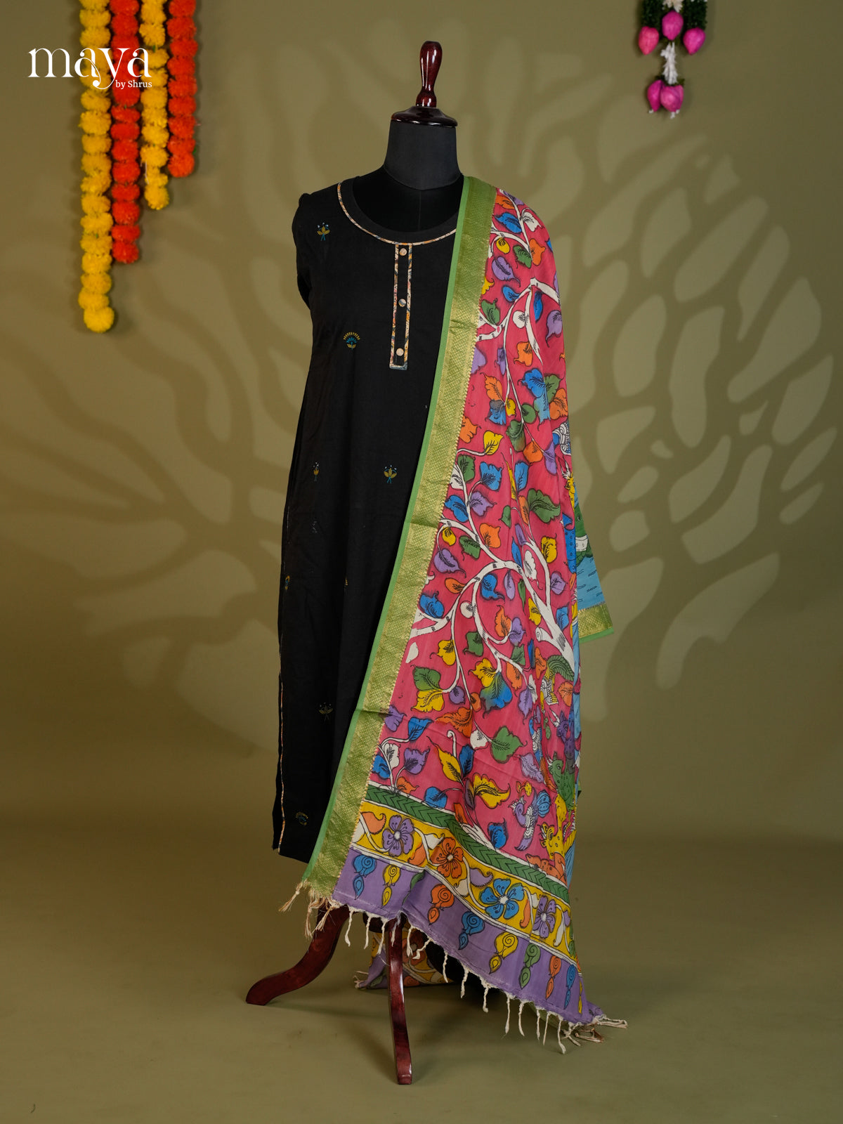 MEA24026-Penkalamkari  Dupatta