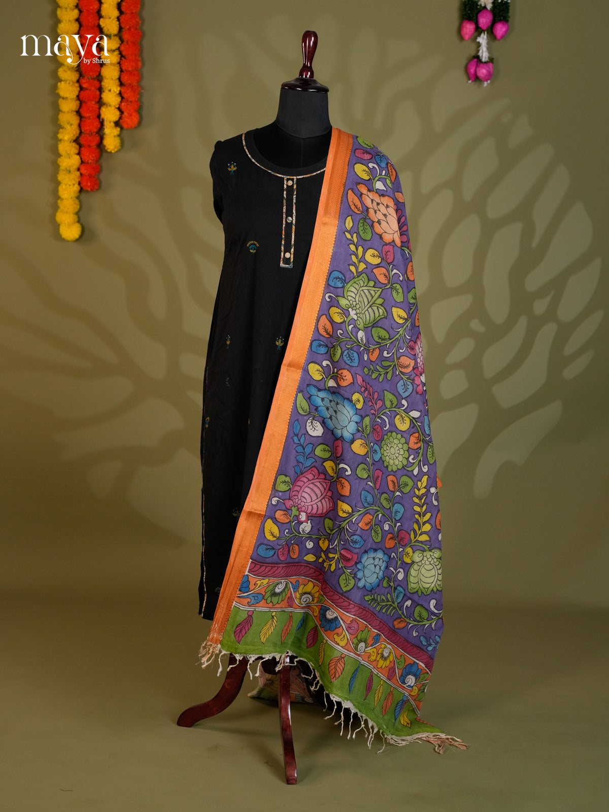 MEA24077-Penkalamkari  Dupatta