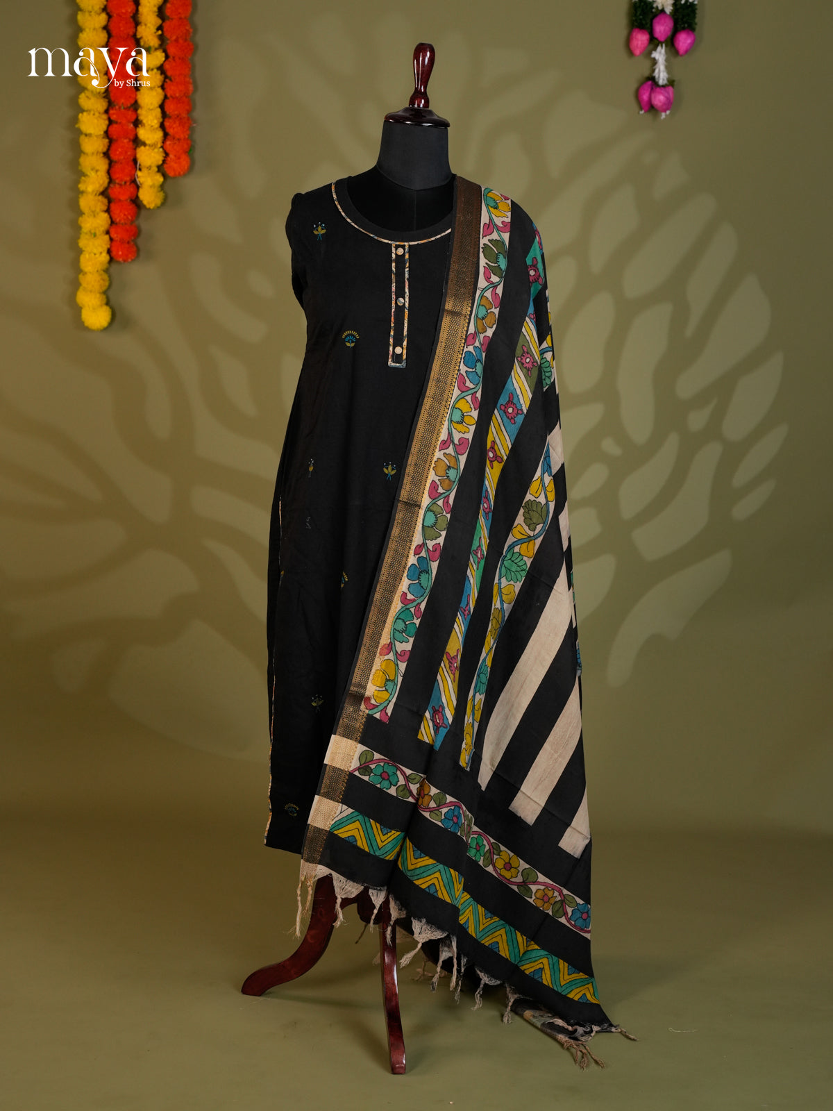 MEA24124-Penkalamkari  Dupatta