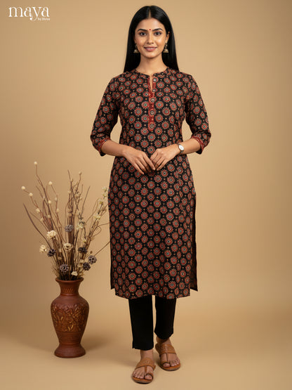 Graceful Black Ajrak printed Readymade Kurti - MEB27031