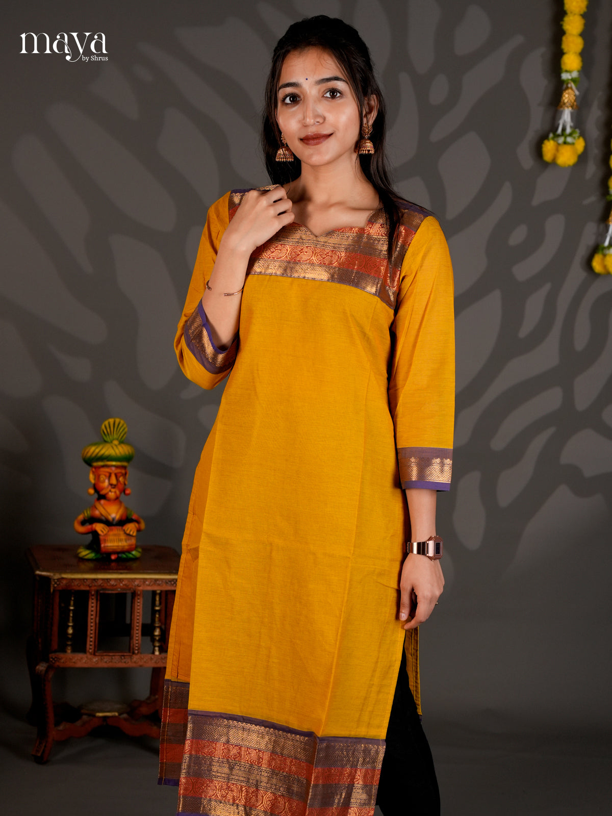 MEC25002-Readymade Kurti