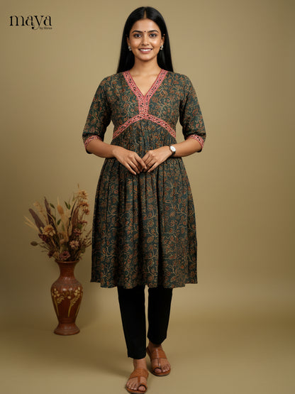 Readymade Kurti - MED08017
