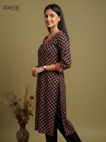 Readymade Kurti - MED08035