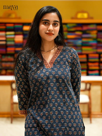 Readymade Kurti - MEE07020