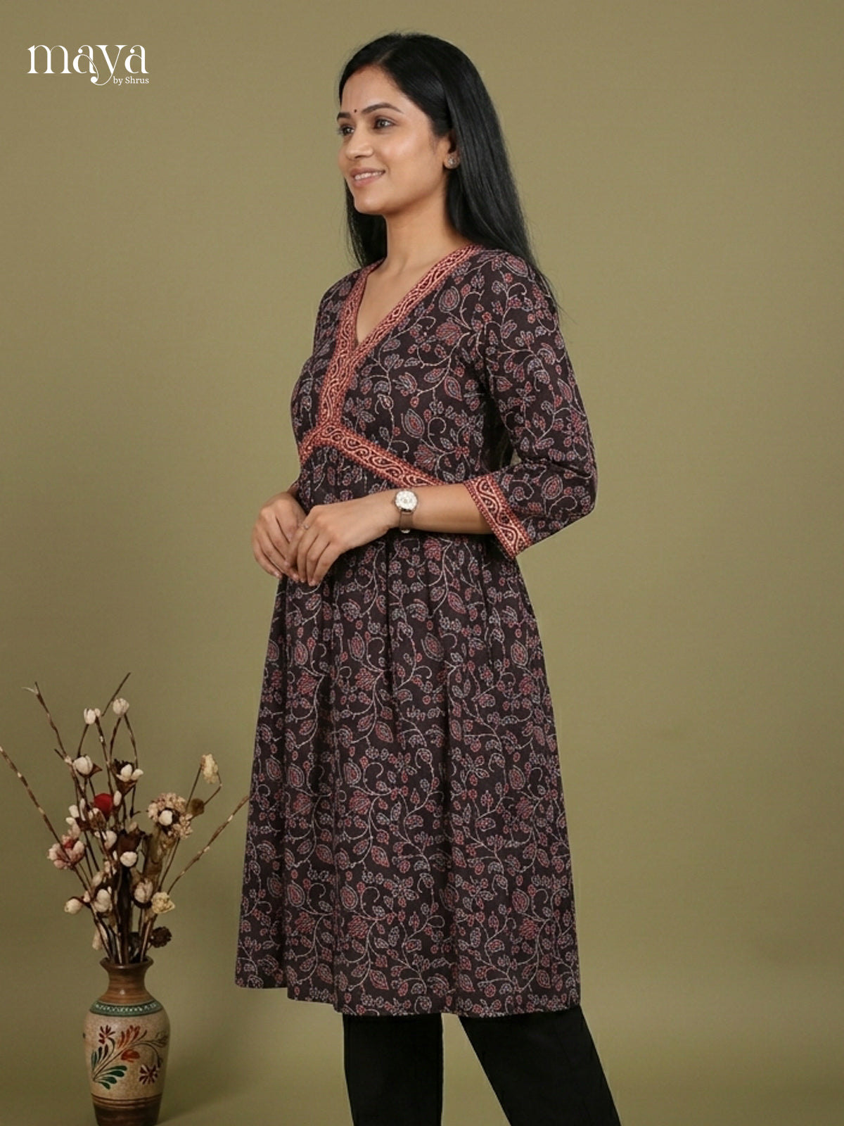Readymade Kurti - MEE07033