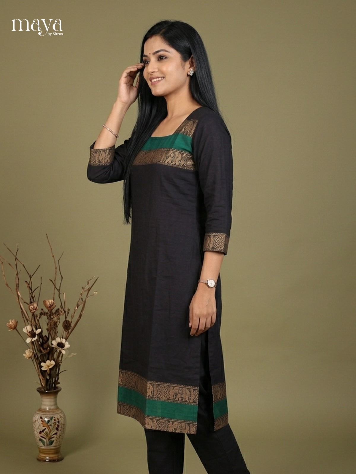 Readymade Kurti - MEE07076