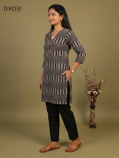 Readymade Kurti - MEF17009