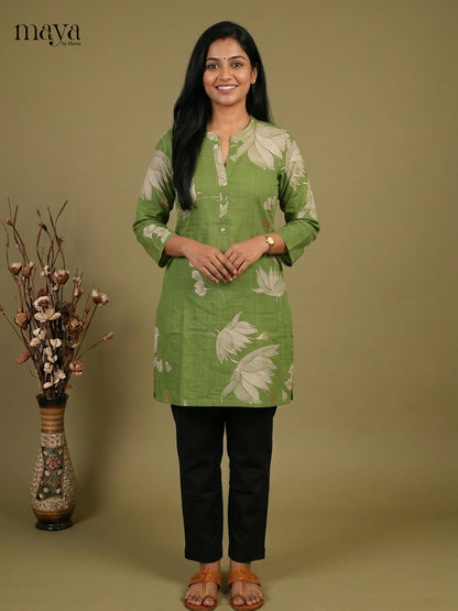 Readymade Kurti - MEF18006