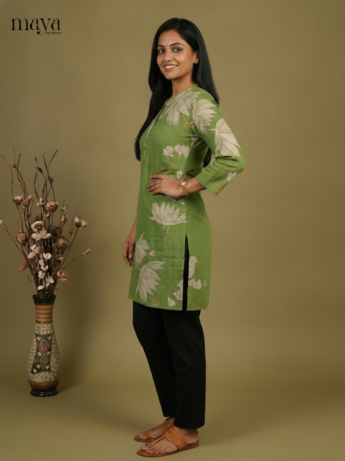 Readymade Kurti - MEF18006