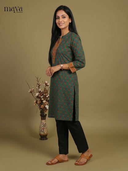 Readymade Kurti - MEF18011