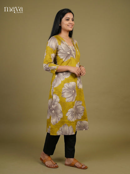 Readymade Kurti - MEF18029
