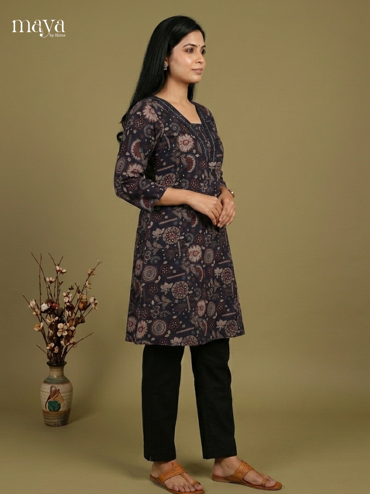 Readymade Kurti - MEF19003