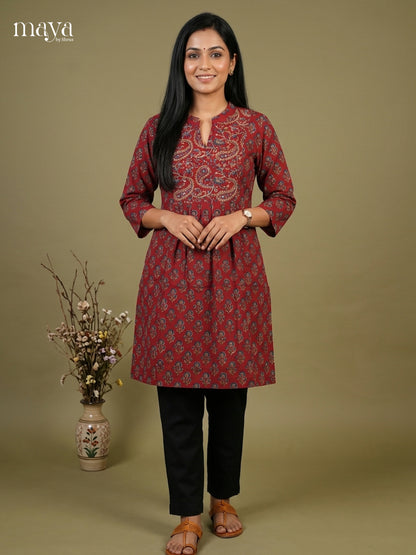 Readymade Kurti - MEF19010