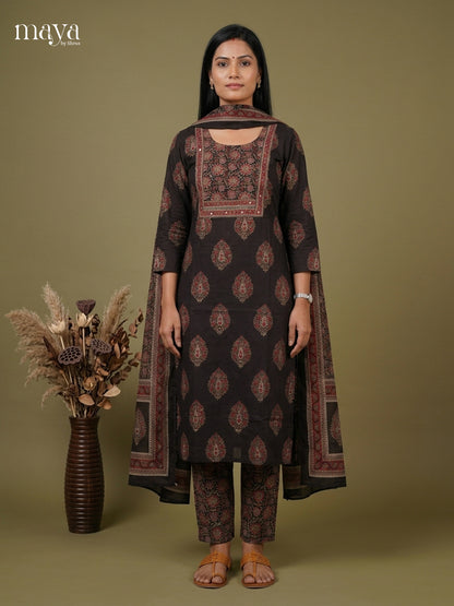 Readymade 3PC Suits - MEF19017