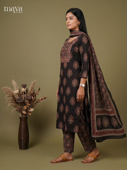 Readymade 3PC Suits - MEF19017