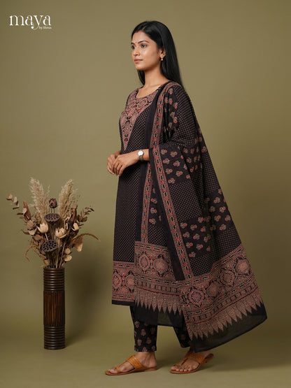 Readymade 3PC Suits - MEF19023