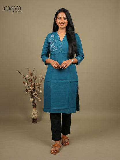 Readymade Kurti-MEF22032