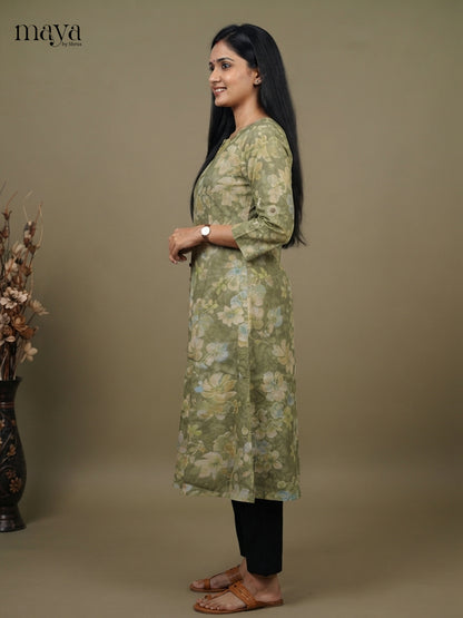 Readymade Kurti-MEF22057