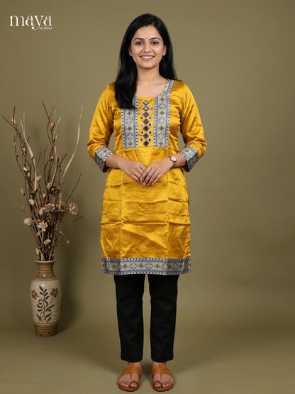 Readymade Kurti - MEF300008
