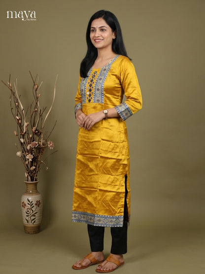 Readymade Kurti - MEF300008