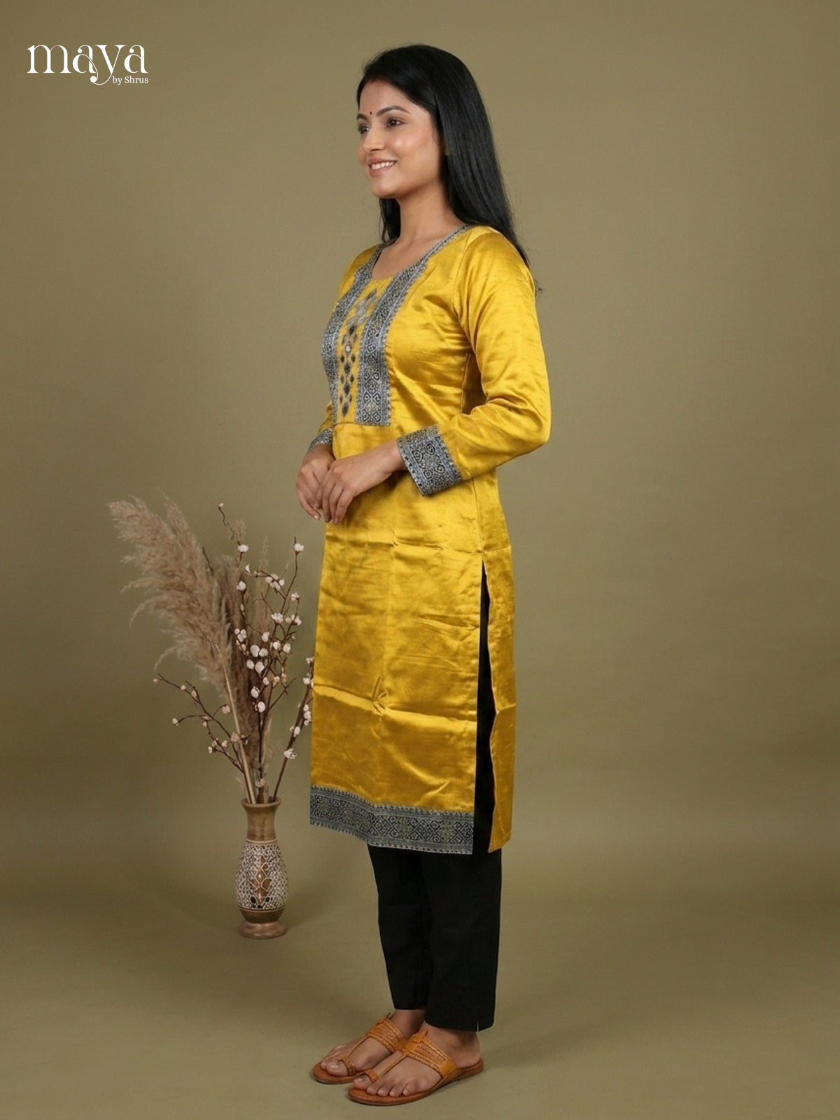 Readymade Kurti - MEF300010