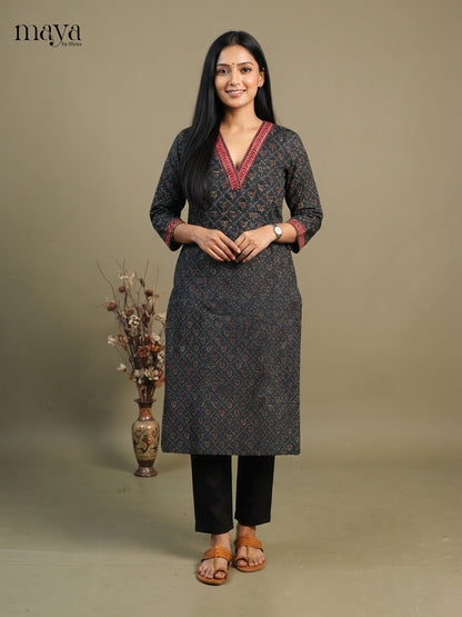 Readymade Kurti - MEG15020