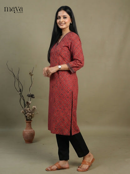 Readymade Kurti - MEG15021