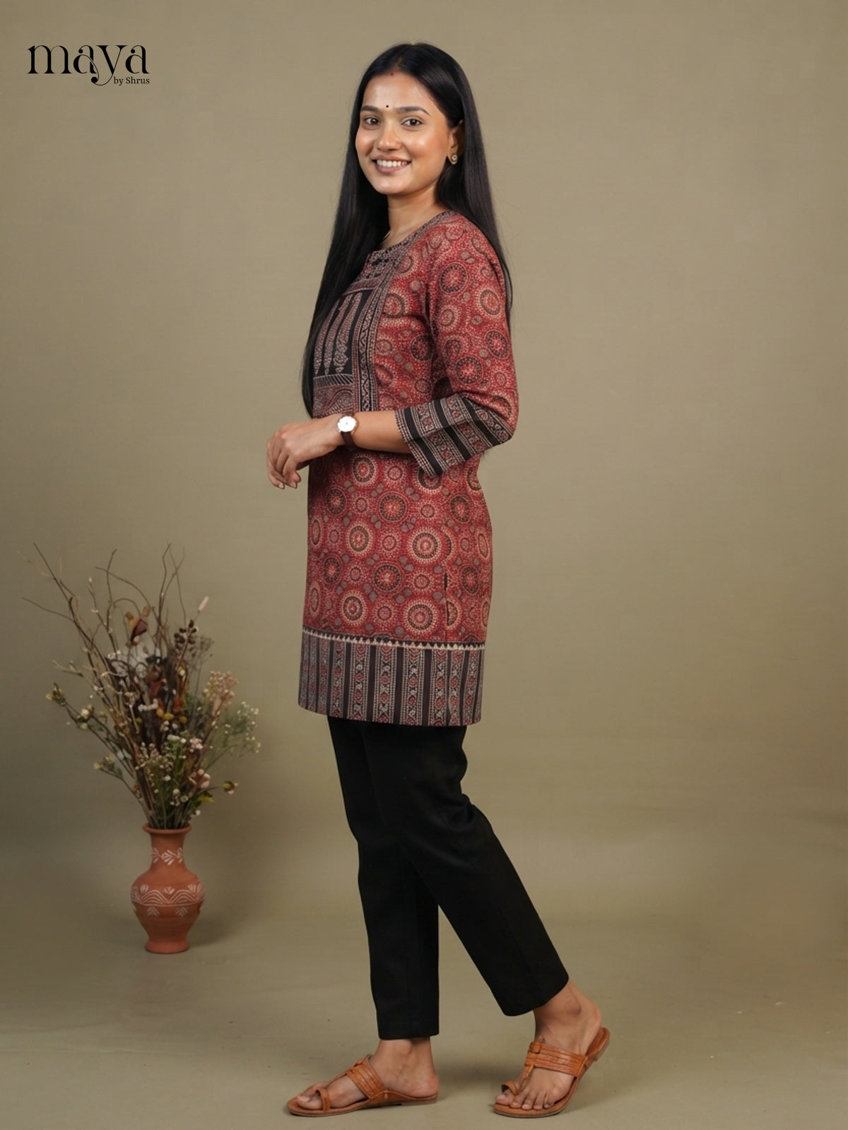 Readymade Kurti - MEG15026