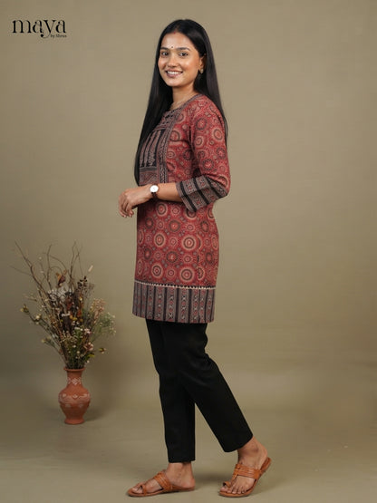 Readymade Kurti - MEG15026