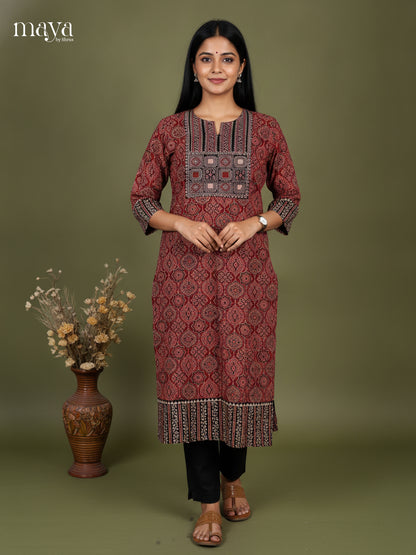 Readymade Kurti - MEG16001